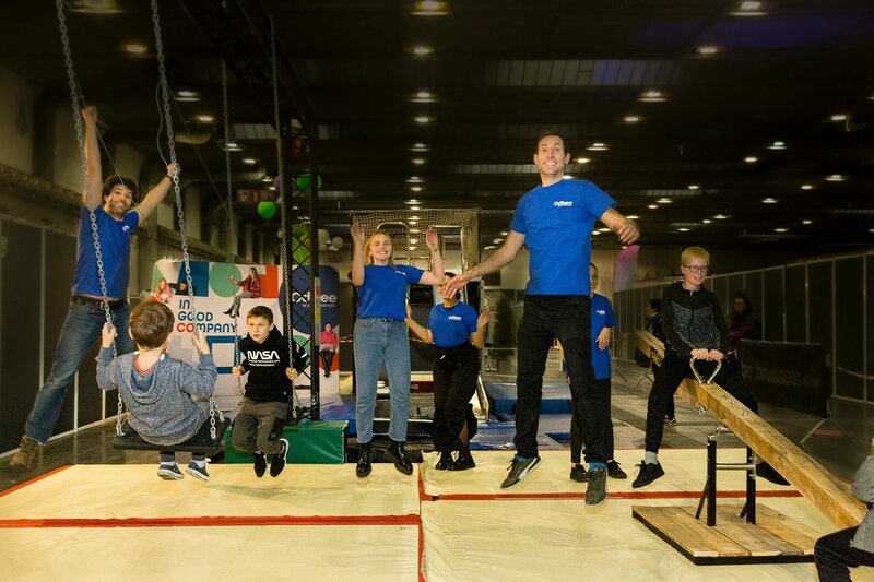 Foto van het Odisee-team in de STEM speeltuin op het I Love Science Festival