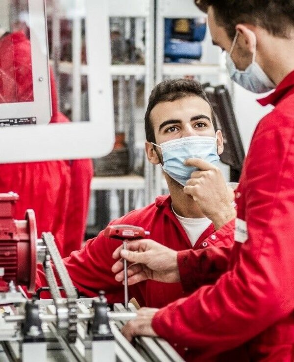 Elektromechanische technieken studenten